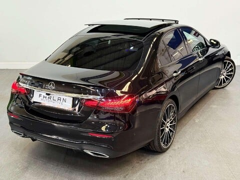 Mercedes-Benz E Class 2.0 E220d AMG Line Night Edition (Premium Plus) Saloon 4dr Diesel G-Tronic+ 29