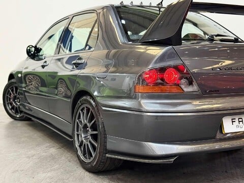 Mitsubishi Lancer 2.0 EVO VIII MR FQ-320 Saloon 4dr Petrol Manual (258 g/km, 326 bhp) 24