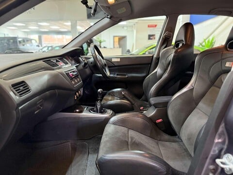 Mitsubishi Lancer 2.0 EVO VIII MR FQ-320 Saloon 4dr Petrol Manual (258 g/km, 326 bhp) 37