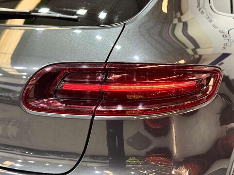 Porsche Macan 3.0 TD V6 S SUV 5dr Diesel PDK 4WD Euro 6 (s/s) (258 ps) 55