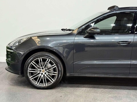 Porsche Macan 3.0 TD V6 S SUV 5dr Diesel PDK 4WD Euro 6 (s/s) (258 ps) 17