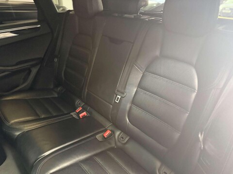 Porsche Macan 3.0 TD V6 S SUV 5dr Diesel PDK 4WD Euro 6 (s/s) (258 ps) 29
