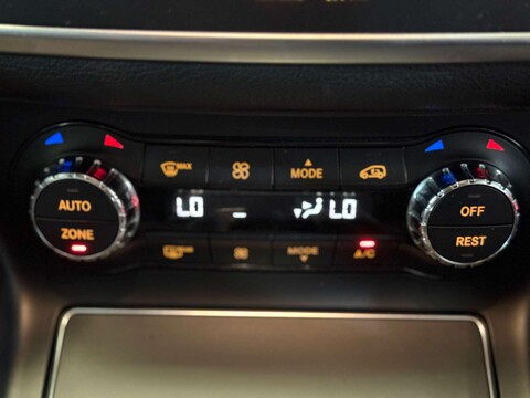 Mercedes-Benz CLA Class 1.6 CLA180 AMG Line Edition Coupe 4dr Petrol Manual Euro 6 (s/s) (122 ps) 40