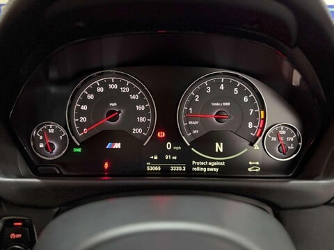 BMW M4 3.0 BiTurbo Coupe 2dr Petrol DCT Euro 6 (s/s) (431 ps) 35