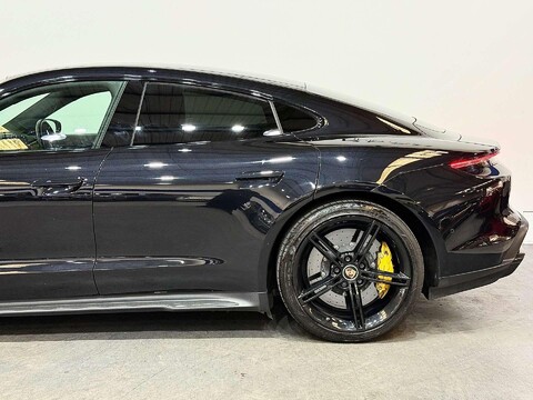 Porsche Taycan Performance Plus 93.4kWh Turbo S Saloon 4dr Electric Auto 4WD (761 ps) 19