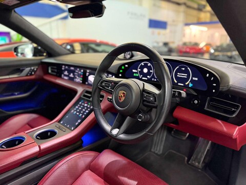 Porsche Taycan Performance Plus 93.4kWh Turbo S Saloon 4dr Electric Auto 4WD (761 ps) 42