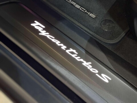 Porsche Taycan Performance Plus 93.4kWh Turbo S Saloon 4dr Electric Auto 4WD (761 ps) 59