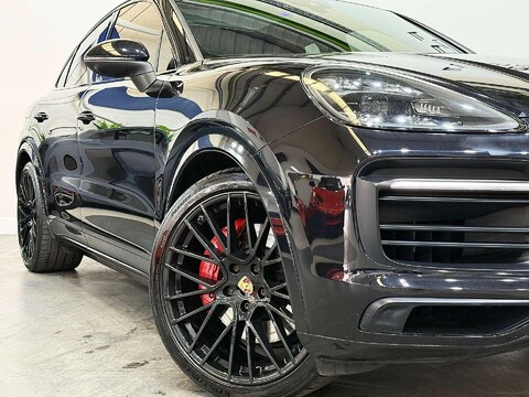 Porsche Cayenne 2.9T V6 S Coupe 5dr Petrol TiptronicS 4WD Euro 6 (s/s) (440 ps) 8