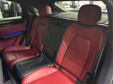 Porsche Cayenne 2.9T V6 S Coupe 5dr Petrol TiptronicS 4WD Euro 6 (s/s) (440 ps) 36