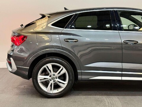 Audi Q3 2.0 TDI 35 S line Sportback 5dr Diesel S Tronic Euro 6 (s/s) (150 ps) 15