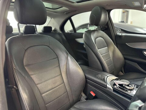 Mercedes-Benz C Class 2.0 C350e 6.4kWh Sport (Premium) Saloon 4dr Petrol Plug-in Hybrid G-Tronic+ 29