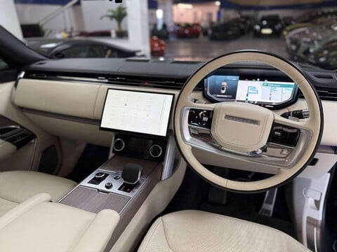 Land Rover Range Rover 4.4 P530 V8 First Edition SUV 5dr Petrol Auto 4WD Euro 6 (s/s) (530 ps) 2