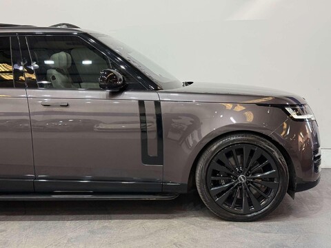 Land Rover Range Rover 4.4 P530 V8 First Edition SUV 5dr Petrol Auto 4WD Euro 6 (s/s) (530 ps) 18
