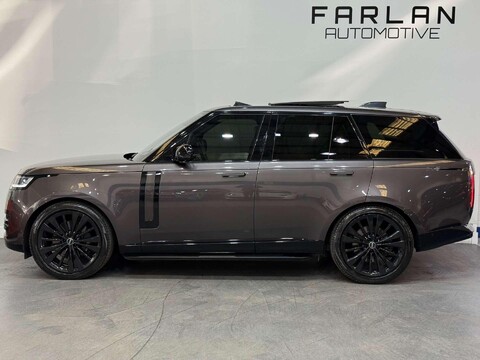 Land Rover Range Rover 4.4 P530 V8 First Edition SUV 5dr Petrol Auto 4WD Euro 6 (s/s) (530 ps) 22