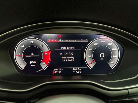 Audi A4 2.0 TDI 30 Black Edition Saloon 4dr Diesel S Tronic Euro 6 (s/s) (136 ps) 33