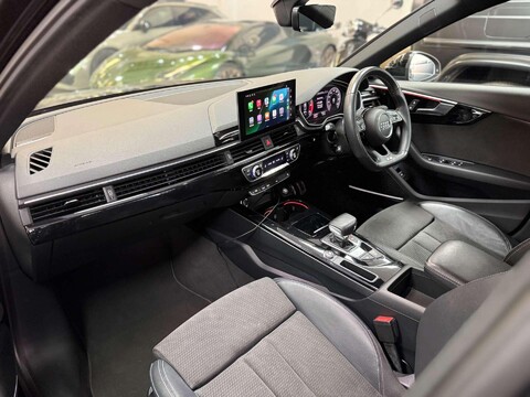 Audi A4 2.0 TDI 30 Black Edition Saloon 4dr Diesel S Tronic Euro 6 (s/s) (136 ps) 40