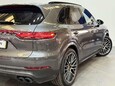 Porsche Cayenne 3.0T V6 GPF SUV 5dr Petrol TiptronicS 4WD Euro 6 (s/s) (340 ps) 19