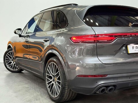 Porsche Cayenne 3.0T V6 GPF SUV 5dr Petrol TiptronicS 4WD Euro 6 (s/s) (340 ps) 27
