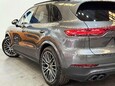 Porsche Cayenne 3.0T V6 GPF SUV 5dr Petrol TiptronicS 4WD Euro 6 (s/s) (340 ps) 28