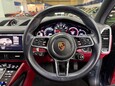 Porsche Cayenne 3.0T V6 GPF SUV 5dr Petrol TiptronicS 4WD Euro 6 (s/s) (340 ps) 31