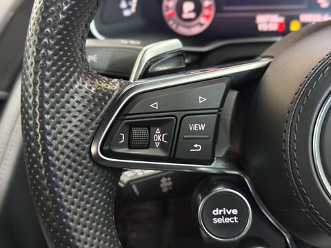 Audi R8 5.2 FSI V10 Performance Coupe 2dr Petrol S Tronic quattro Euro 6 (s/s) (620 40