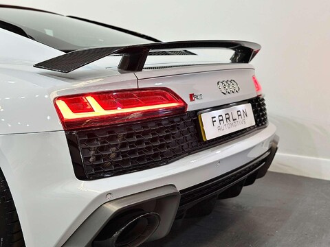 Audi R8 5.2 FSI V10 Performance Coupe 2dr Petrol S Tronic quattro Euro 6 (s/s) (620 55