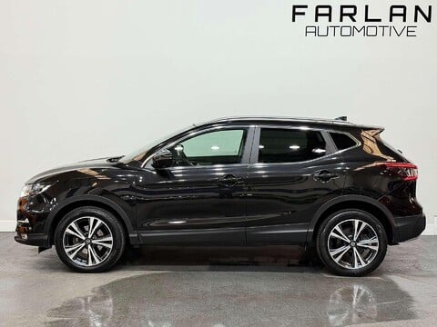 Nissan Qashqai 1.3 DIG-T N-Connecta SUV 5dr Petrol DCT Auto Euro 6 (s/s) (160 ps) 17