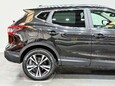 Nissan Qashqai 1.3 DIG-T N-Connecta SUV 5dr Petrol DCT Auto Euro 6 (s/s) (160 ps) 18