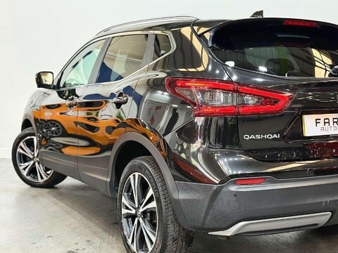 Nissan Qashqai 1.3 DIG-T N-Connecta SUV 5dr Petrol DCT Auto Euro 6 (s/s) (160 ps) 21