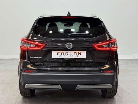 Nissan Qashqai 1.3 DIG-T N-Connecta SUV 5dr Petrol DCT Auto Euro 6 (s/s) (160 ps) 25