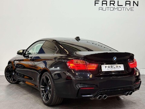 BMW M4 3.0 BiTurbo Coupe 2dr Petrol DCT Euro 6 (s/s) (431 ps) 4