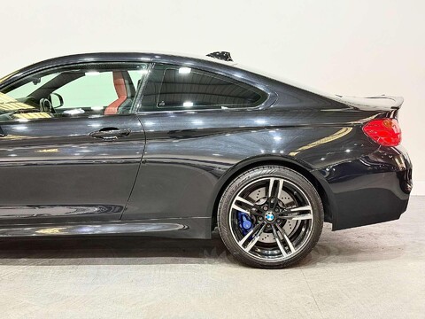 BMW M4 3.0 BiTurbo Coupe 2dr Petrol DCT Euro 6 (s/s) (431 ps) 19
