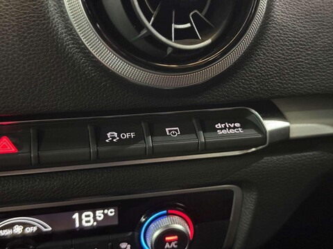 Audi A3 1.5 TFSI CoD 35 S line Sportback 5dr Petrol S Tronic Euro 6 (s/s) (150 ps) 47