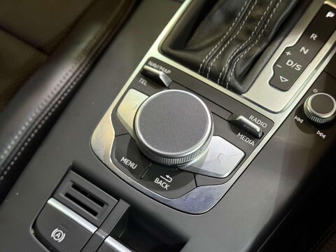 Audi A3 1.5 TFSI CoD 35 S line Sportback 5dr Petrol S Tronic Euro 6 (s/s) (150 ps) 52
