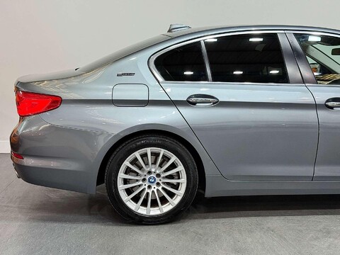 BMW 5 Series 2.0 530e 9.2kWh SE Saloon 4dr Petrol Plug-in Hybrid Auto Euro 6 (s/s) (252  15