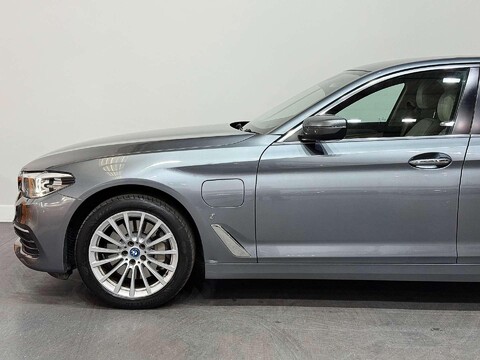 BMW 5 Series 2.0 530e 9.2kWh SE Saloon 4dr Petrol Plug-in Hybrid Auto Euro 6 (s/s) (252  18