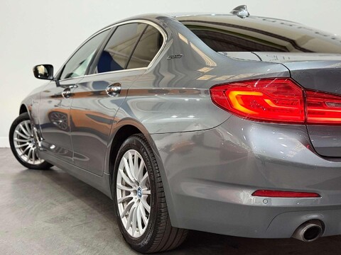 BMW 5 Series 2.0 530e 9.2kWh SE Saloon 4dr Petrol Plug-in Hybrid Auto Euro 6 (s/s) (252  23