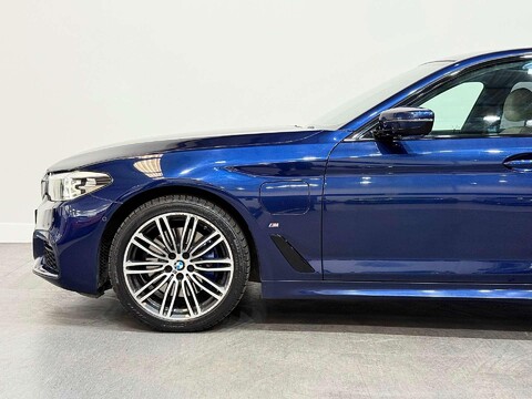 BMW 5 Series 2.0 530e 9.2kWh M Sport Saloon 4dr Petrol Plug-in Hybrid Auto Euro 6 (s/s)  17