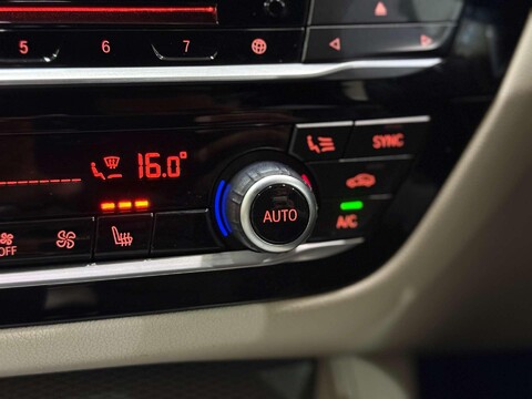 BMW 5 Series 2.0 530e 9.2kWh M Sport Saloon 4dr Petrol Plug-in Hybrid Auto Euro 6 (s/s)  44