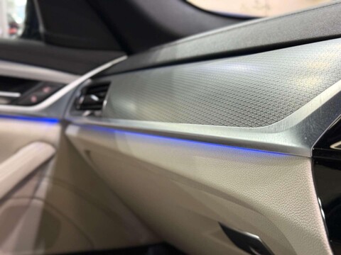 BMW 5 Series 2.0 530e 9.2kWh M Sport Saloon 4dr Petrol Plug-in Hybrid Auto Euro 6 (s/s)  47