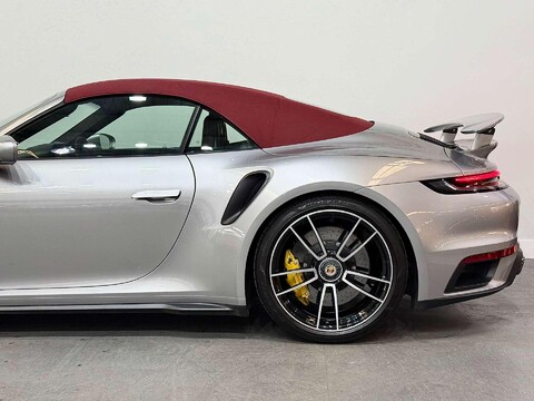 Porsche 911 3.7T 992 Turbo S Convertible 2dr Petrol PDK 4WD Euro 6 (s/s) (650 ps) 31