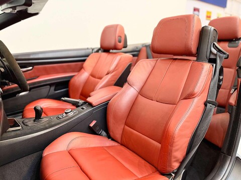 BMW M3 4.0 V8 Convertible 2dr Petrol DCT Euro 5 (420 ps) 6