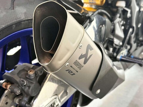 Yamaha R1M 1000 Super Sports Petrol Manual (200 ps) 16