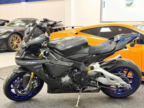 Yamaha R1M 1000 Super Sports Petrol Manual (200 ps) 2