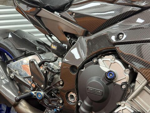 Yamaha R1M 1000 Super Sports Petrol Manual (200 ps) 10