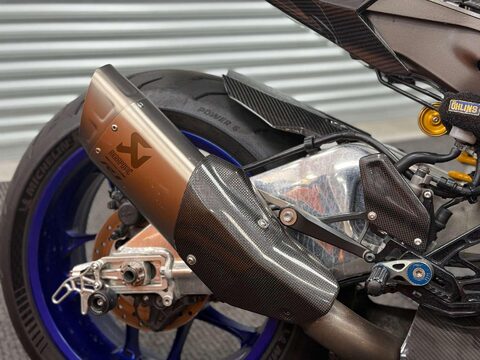 Yamaha R1M 1000 Super Sports Petrol Manual (200 ps) 12