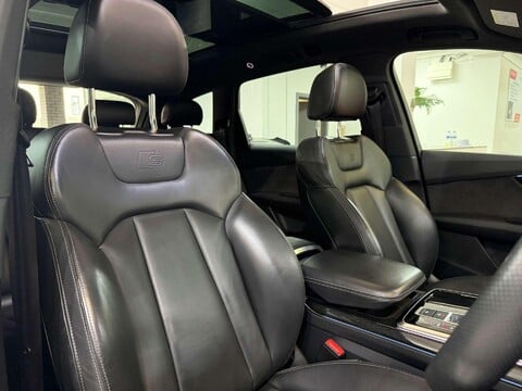 Audi Q7 3.0 TDI V6 50 Black Edition SUV 5dr Diesel Tiptronic quattro Euro 6 (s/s) ( 32