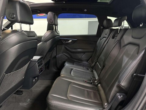 Audi Q7 3.0 TDI V6 50 Black Edition SUV 5dr Diesel Tiptronic quattro Euro 6 (s/s) ( 37