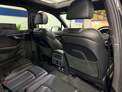 Audi Q7 3.0 TDI V6 50 Black Edition SUV 5dr Diesel Tiptronic quattro Euro 6 (s/s) ( 54