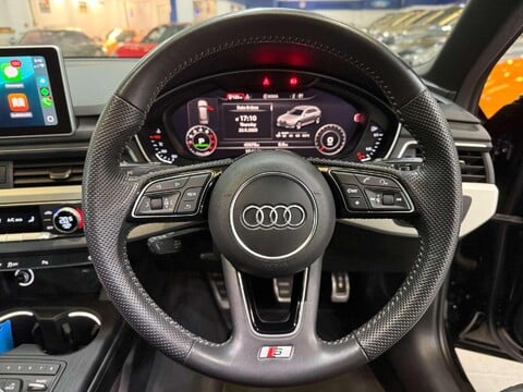 Audi A4 2.0 TFSI 40 S line Estate 5dr Petrol S Tronic Euro 6 (s/s) (190 ps) 37